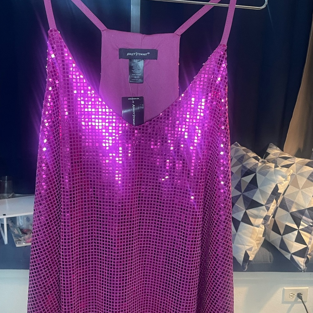 #514-Ashley Stewart Sequin Fuchsia Top. Brand New. - Picture 7 of 12